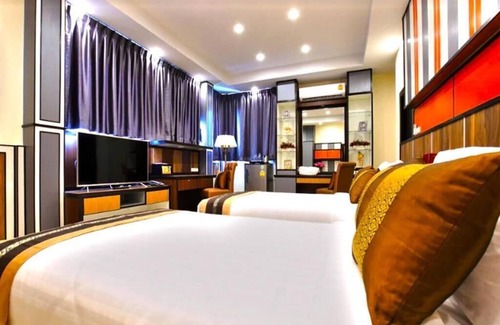 Bang Sao Thong Hotel | Grand Parazo Hotel Suvarnbhumi Airport