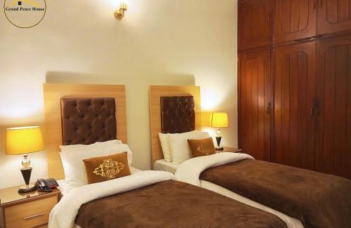 F-7 Sector Bed & Breakfast | Grand Peace House I