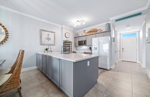 Orange Beach Condo | Grand Pointe 306 | Beachfront, Pools, Saunas, Hot Tub | My Beach Getaways