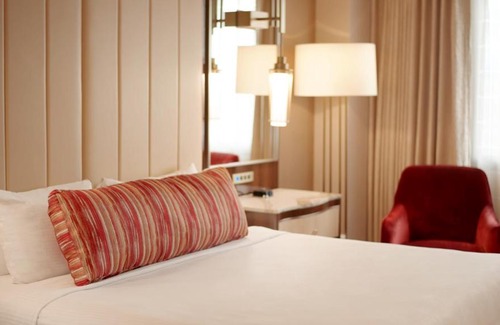 Reno Resort | Grand Sierra Resort and Casino