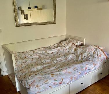 Adamville Apartment | Grand studio avec terrasse et jardin