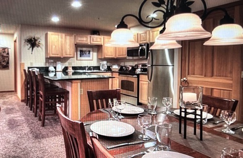 Peak 9 Cabin | Grand Timber Lodge - Relaxed Luxury in the Heart of Breckenridge