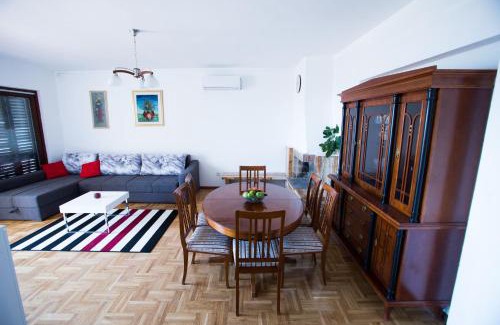 Znjan Apartment | Grand View Apartments