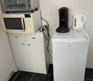 Cornebarrieu Apartment | Grande Chambre meublee