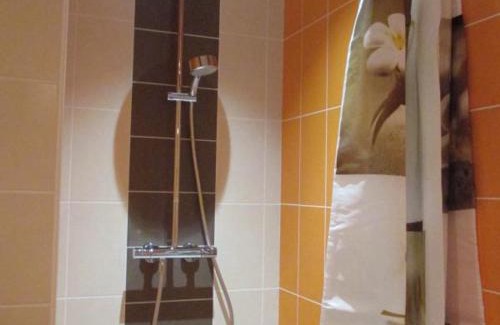 Cressanges House | Grande maison avec SPA et jeux au cœur d'une ferme, 8 pers - FR-1-489-442