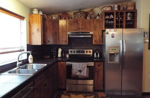Troy House | Grande Ronde vacation rentals