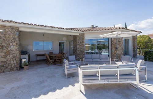 Porto-Vecchio Villa | Grande villa à Porto-Vecchio avec piscine, jacuzzi, sauna & fitness - Vue mer