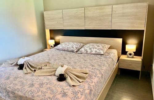 Le Gosier Villa | Grande villa moderne, calme, piscine & jardin