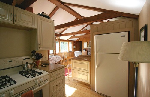 Brewster House | Grandfather's Lane charmer