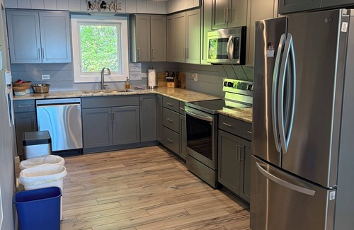 Tower Cabin | Grandpa's Cabin! 3 bed/2 bath with AC on Lake Vermilion