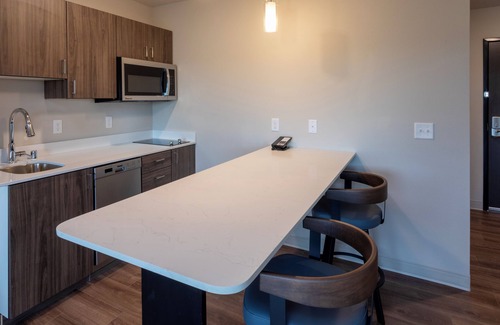 Kaukauna Hotel | GrandStay Hotel & Suites Kaukauna