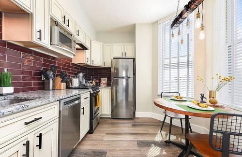 Mount Washington Apartment | Grandview Ave ★ Great Views ★ Newly Remodeled!