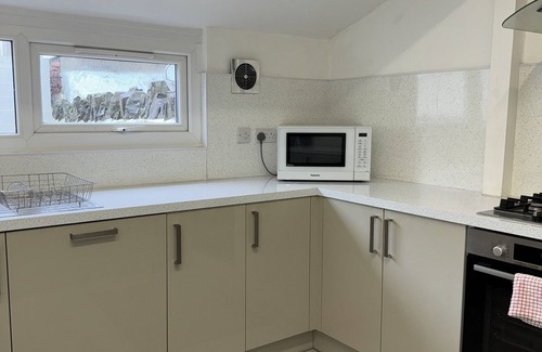 Grangetown House | Grangetown Stylish 3Bed House.