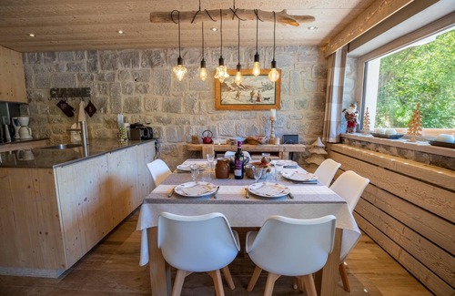 Meribel Centre Apartment | Grangettes 1 ski-in & ski-out