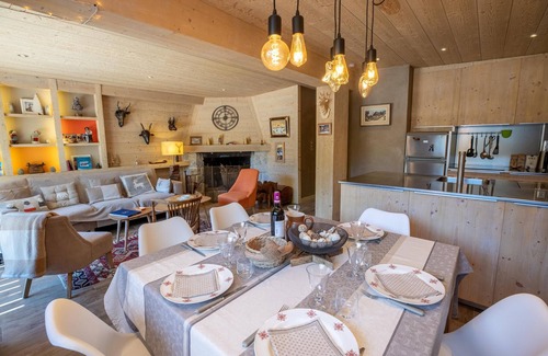 Meribel Centre Apartment | Grangettes 1 ski-in & ski-out