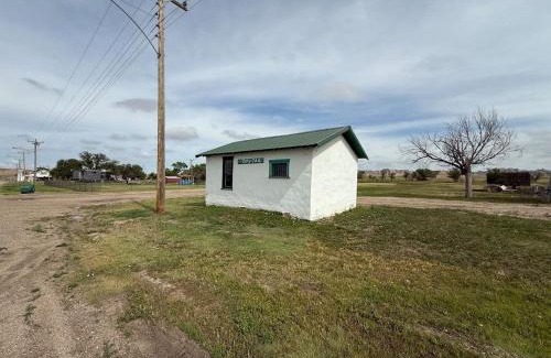 Northeast Entrance Badlands Other | Grasshopper Flats RV Pad