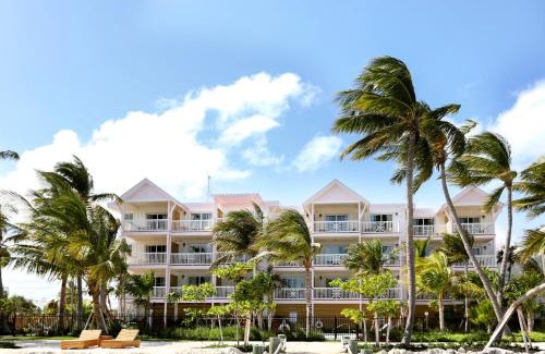 Marathon Hotel | Grassy Flats Resort & Beach Club