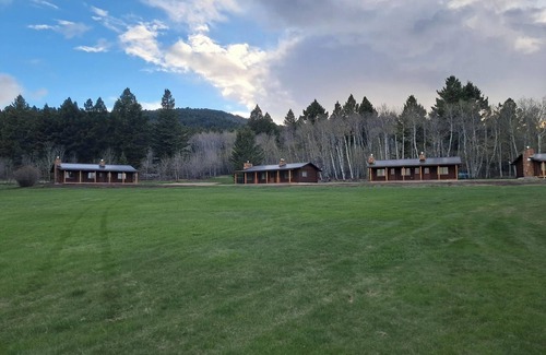 Ringling Cabin | Grassy Mountain Ranch