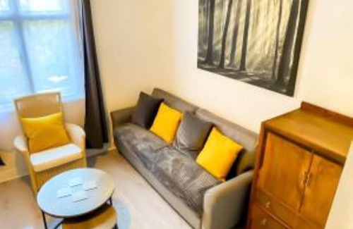 Gravesend Apartment | Gravesend 1 Bedroom - 2 mins walk to Station