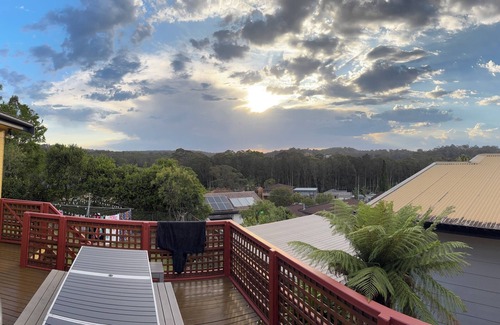 Batehaven House | Gravity Stayz - 5min ride to the Mogo Trails and beautiful beaches