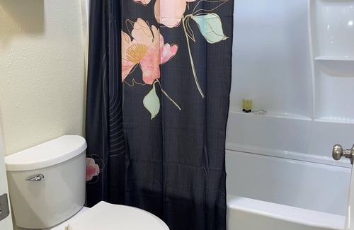 Picnic Point-North Lynnwood House | Gray Door at Lake Serene