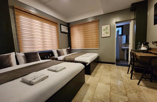 Tagaytay Hotel | Grayhouse Inn Tagaytay