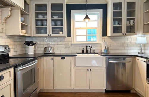 Grayton Beach House | Grayton Beach Private Swimming Pool 4 min walk to the BEACH!