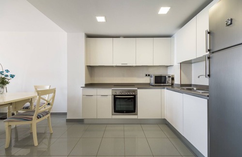 Las Palmas de Gran Canaria Ski Chalet | Great balcony over blue sea By CanariasGetaway