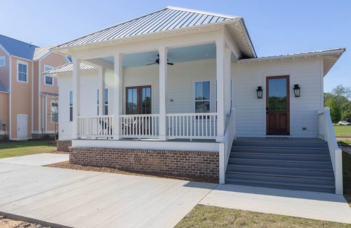 Taylor House | Great 4 Bedroom cottage in Taylor.