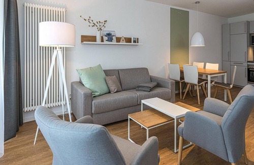 Bensersiel Apartment | Great apartment, close to the beach, with terrace, parking, use of swimming pool & sauna