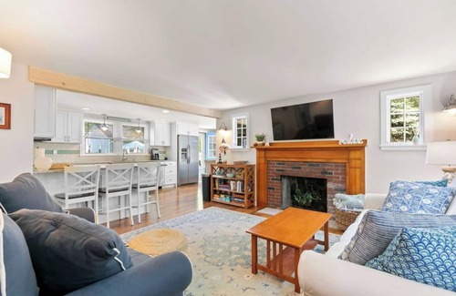 Teaticket House | Great Bay Beach House