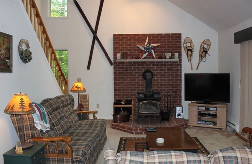 Greentown House | Great Beach at Lake Wallenpaupack!