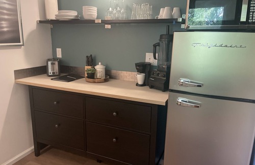 Hood River Apartment | Great economic little apartment for an awesome Gorge Vacation minimum 30 days