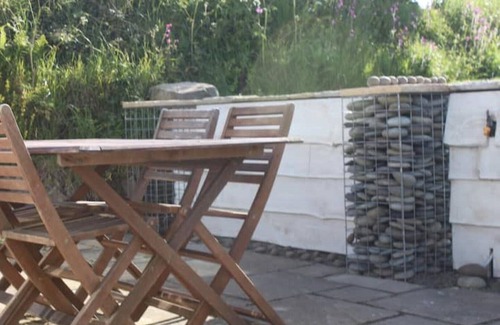St Brides House | Great for beaches, walks and pets, with big garden