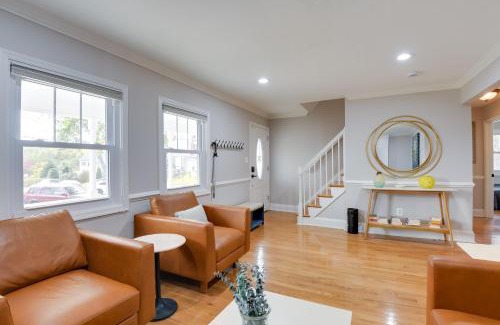 Woodbridge House | Great for Gatherings! Charming Woodbridge Duplex