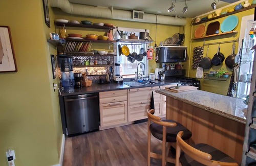Frederick House | Great Frederick Fair, In the Street Weekend, Sleeps 6, OSP, Grill, Chiminea