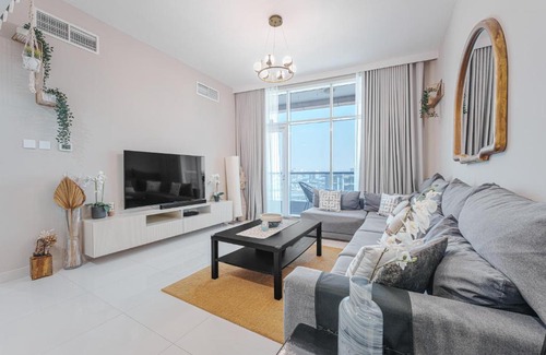 Jumeirah Village Triangle Apartment | Great Gatsby's Home