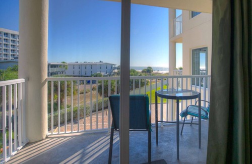 Treasure Island Condo | Great Location and Value! Private Balcony & Gulf View. Pools, Cafe, Bar, Fitness Center & Parking
