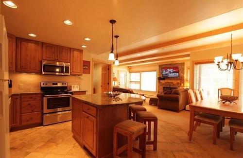 Warrior's Mark House | Great Location in Breck 3BR/3BA - Walk to Lifts & Main Street