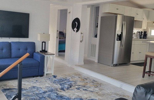 Iona House | Great location. Near beaches, shopping, restaurants.