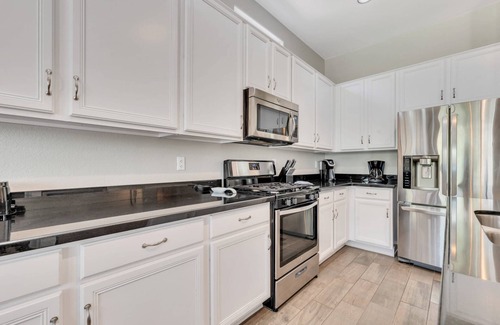 Tatum Highlands House | Great Location w/Private Heated Pool, Near Hiking/Golfing/Shopping/Dining & Mayo Clinic + FREE GOLF