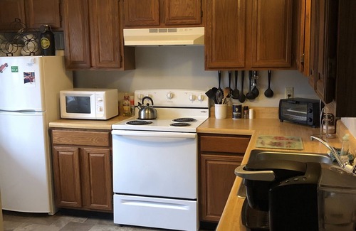 Lincoln Condo | Great Location, walk to the Flume and trailheads