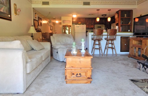 Sevierville Condo | Great Smoky Mountain Hideaway! Near Dollywood!