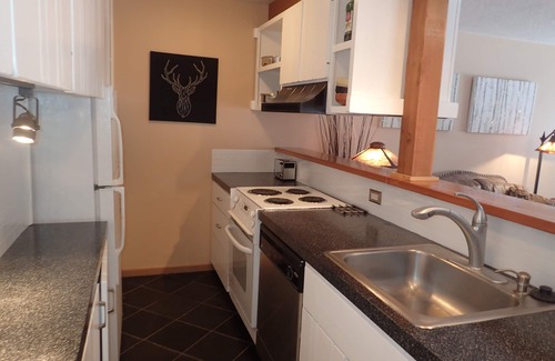 Moose Wilson Road Condo | Great Value in the Aspens, Between Jackson & Teton Village