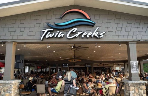 Estill Springs House | Great waterfront property on Tims Ford Lake! FLAT LOT, DOCK & 400 ft of shore!