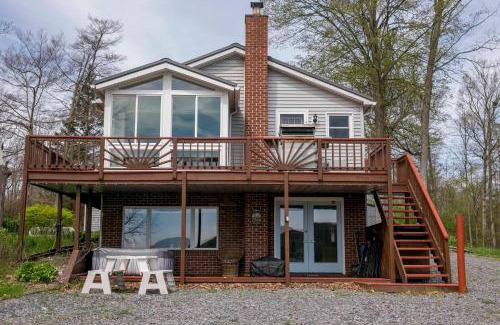 Bradford House | Green Acre on Lamoka Lake