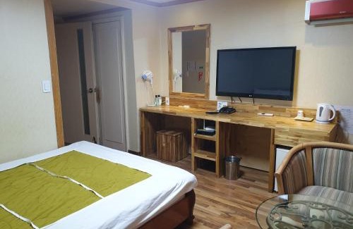 Daegwallyeong Hotel | Green and Blue Hotel