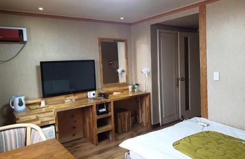 Daegwallyeong Hotel | Green and Blue Hotel