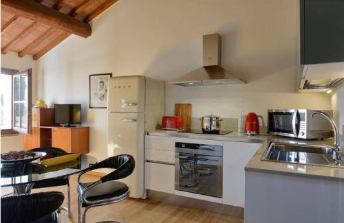 Capannoli House | Green Bike Vintage Tuscany - Countryside holiday apartment with pool