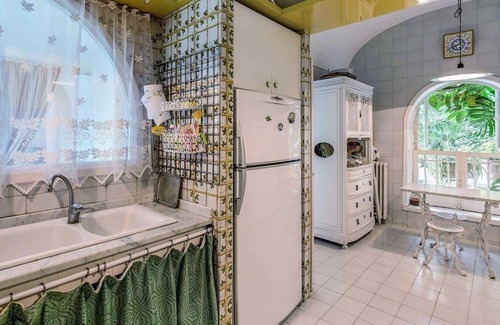 Marina Piccola Villa | Green Coral